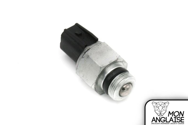 Interrupteur de feu de recul Jaguar X-Type 2001-2009 | C2S52467
