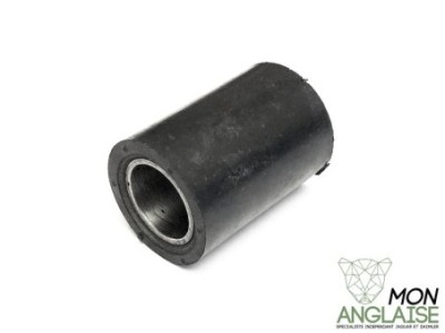 Silentbloc de triangle inférieur avant Jaguar XJS de 1987 à 1996 Référence OE : C8673
