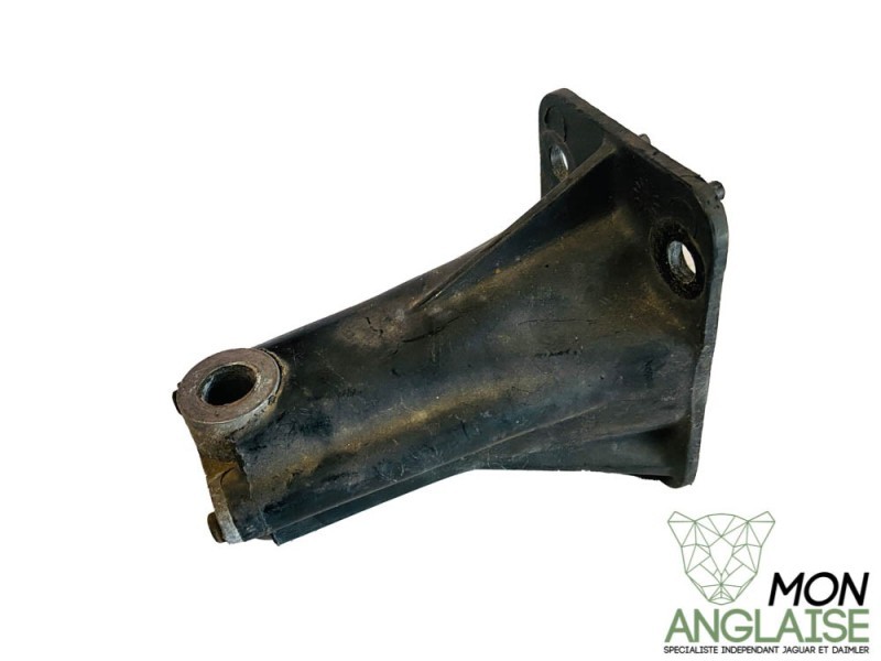 Support de pare choc avant Jaguar XK8 1996-2006 | HJE6471AA