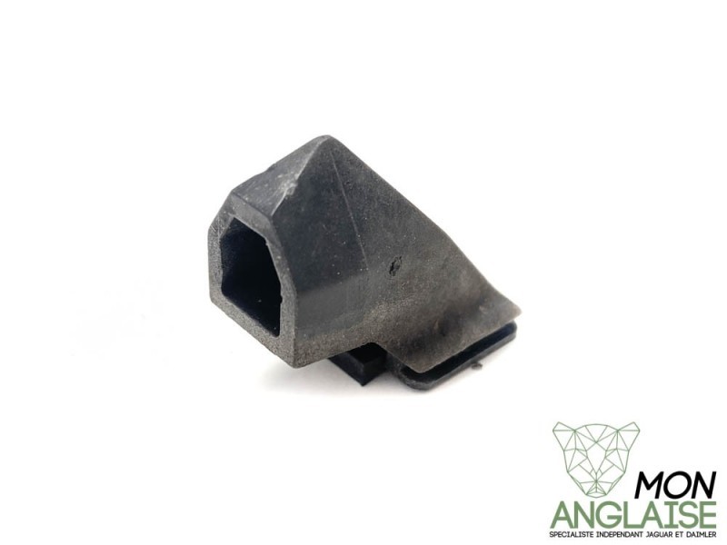 Taquet de fermeture de trappe a carburant Jaguar XK8 1996-2006 | HJA3097AD