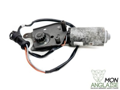 Moteur et réducteur d'inclinaison de siège gauche Jaguar XJ40 de 1986 à 1992 Référence OE : BEC2171