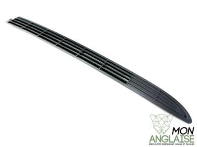 Grille de désembueur droite Jaguar XJ40 de 1986 à 1993 Référence OE : BCC4474