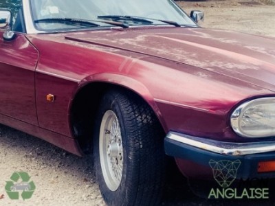 Aile avant droite Jaguar XJS de 1991 à 1993 Référence OE : BHC1812