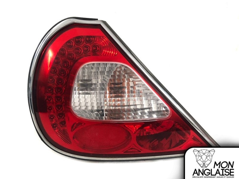 Feu arrière gauche biseau chromé Jaguar XJ X350 2003-2007 | C2C33545