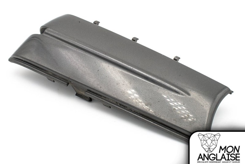 Couvercle d'antibrouillard droite Jaguar XJ X350 2003-2005 | C2C4656