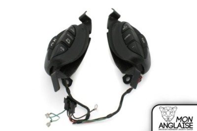 Commandes au volant de régulateur / radio / téléphone Jaguar XK8 de 1997 à 2006 Référence OE : CMDVOL
