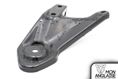 Support de berceau arrière droite Jaguar X300 de 1995 à 1997 Référence OE : CBC4256