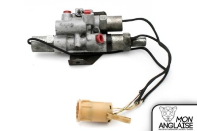 Bloc électrovanne de suspensions Jaguar XJ40 de 1986 à 1992 Référence OE : CCC3880