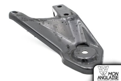 Support de berceau arrière gauche Jaguar XJ8 1998-2002 | CBC4257