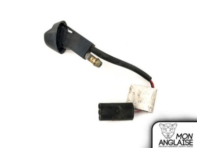 Gicleur de lave glace Jaguar XJ40 de 1990 à 1993 Référence OE : DBC5157