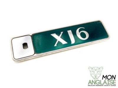 Badge de coffre XJ6 vert et argent Jaguar X300 de 1995 à 1997 Référence OE : HNA5994NA
