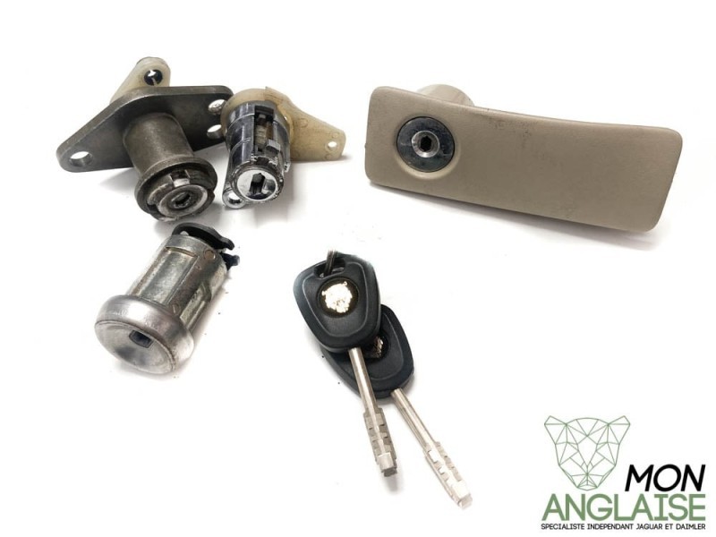 Ensemble barillets avec 2 clés RHD - UK Jaguar XK8 1996-2002 | ENSXK8RHD