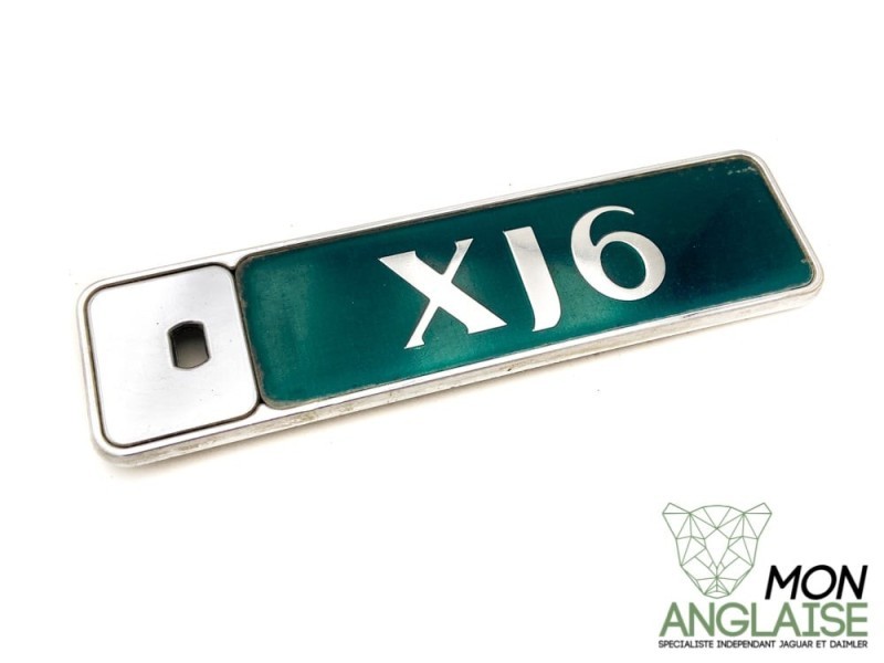 Badge de coffre XJ6 vert et argent Jaguar X300 1995-1997 | HNA5994NA