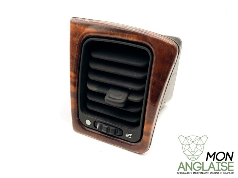 Aérateur droite de tableau de bord  Jaguar X300 1995-1997 | GNA6730AAD
