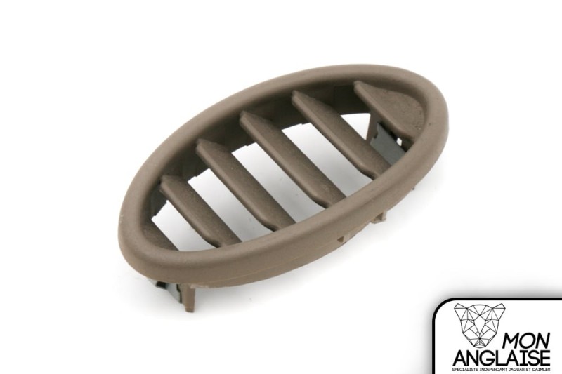 Grille de désembueur gauche LHD sable Jaguar XJ8 1998-2002 | GNC6873AAAEK