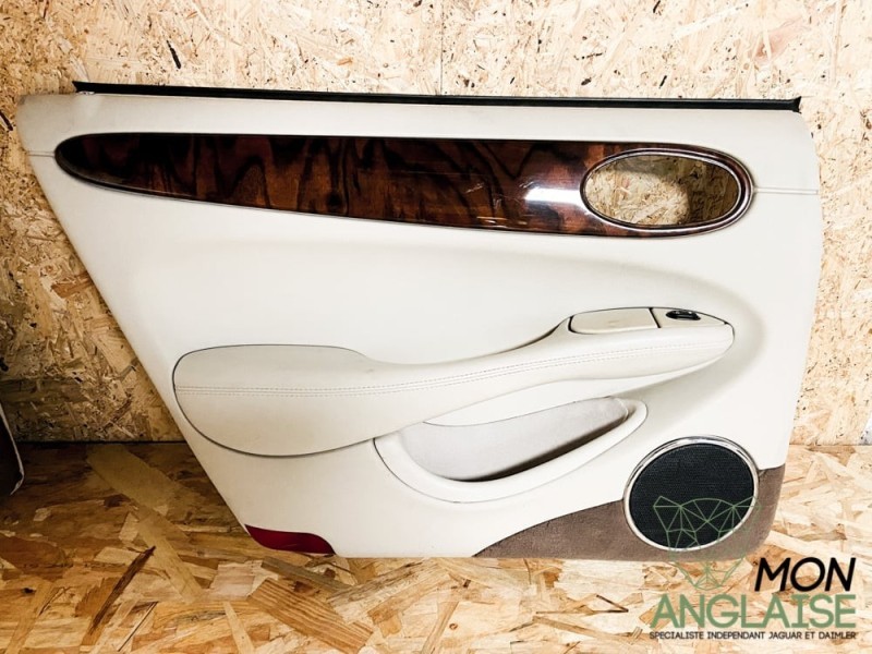 Panneau de portière arrière gauche ivoire Jaguar XJ8 1998-2002 | GNC3029AJIAK