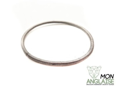 Ressort de fixation de remplissage carburant Jaguar XJ40 1986-1994 | HNA3106AA