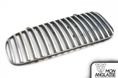 Grille de calandre chromée gauche Jaguar XJ8 de 1998 à 2002 Référence OE : HNC5503BA