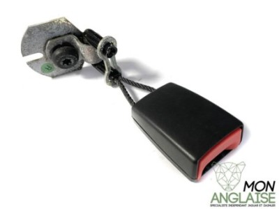 Boucle de ceinture arrière noir Jaguar XJ8 de 1998 à 2002 Référence OE : HNC7088ADLEG