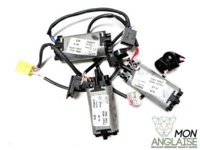 Kit moteur de siège avec mémoires Jaguar XJ8 de 1998 à 2002 Référence OE : KITMOTXJ8