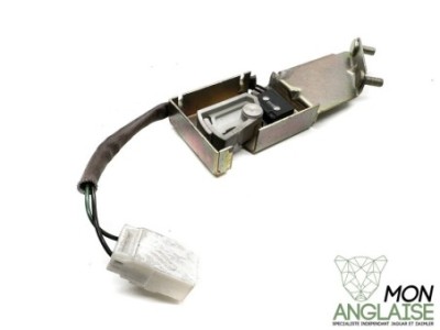 Interrupteur de pédale de frein Jaguar XK8 1996-2006 | LJB6420AB