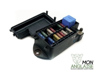 Boite à fusible 18 voies gauche Jaguar X300 1995-1995 | LNA2800DF