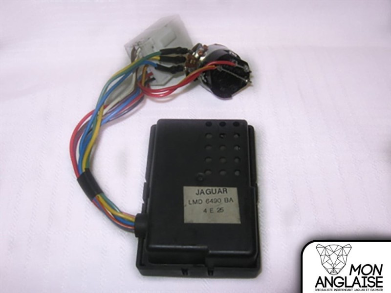 Module d'atténuateur de tableau de bord Jaguar XJ40 1993-1994 | LMD6490BA
