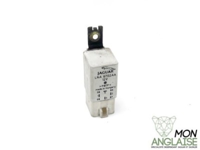 Relais de ventilateur Jaguar X300 de 1995 à 1997 Référence OE : LNA6702AB