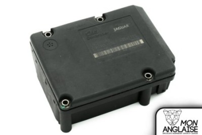 Module de commande ABS TCS Jaguar XJ8 de 1998 à 2002 Référence OE : LNC2210AD