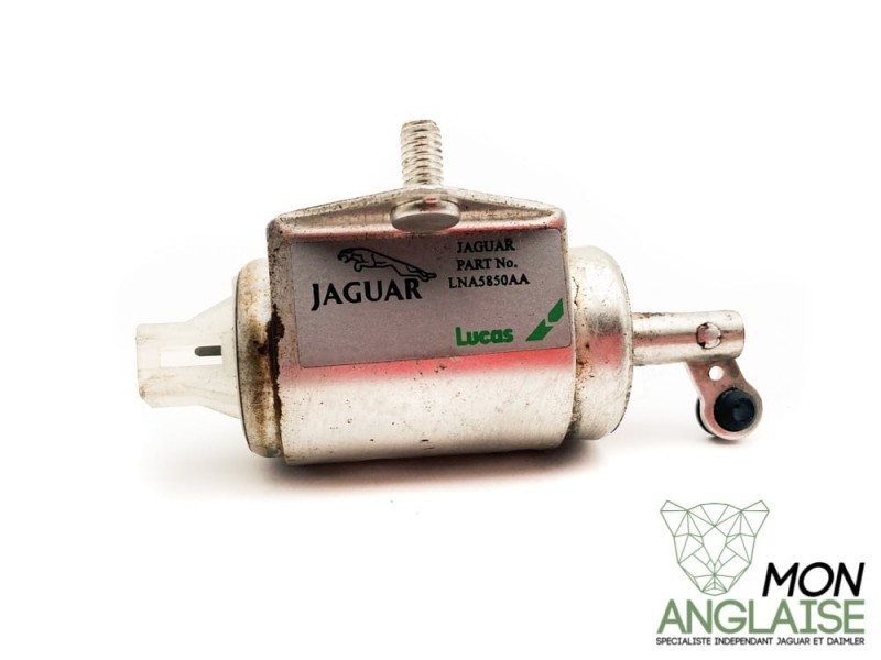 Solénoïde de verrouillage de levier de vitesse Jaguar XJ8 1998-2002 | LNA5850AA