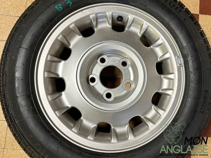 Jante 16 x 7J Super V8 JB03 Jaguar XJ40 1986-1994 | MNC6113BCJB03