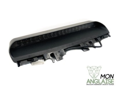 Feu stop supérieur noir Jaguar S-Type de 1999 à 2002 Référence OE : XR832362LEG