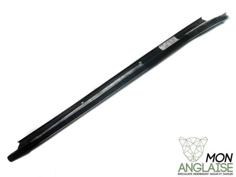 Montant de finition de pare-brise gauche Jaguar S-Type 1999-200475 | XR842457