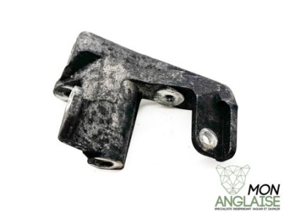 Support de montage d'echappement droite Jaguar S-Type de 2004 à 2008 Référence OE : XR849524