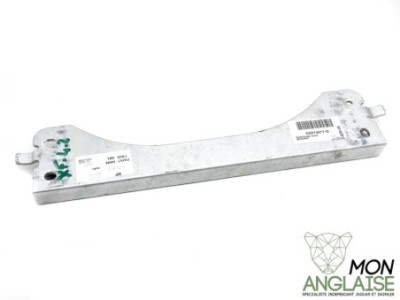 Entretoise sous plancher Jaguar XF de 2008 à 2015 Référence OE : C2Z13077
