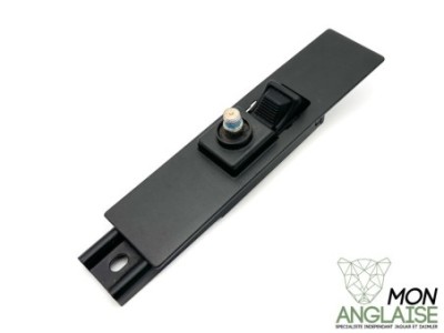 Ancrage de ceinture réglable Jaguar X300 de 1995 à 1997 Référence OE : BCC2104