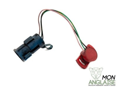 Potentiomètre de papillon des gaz Jaguar XJ40 de 1986 à 1989 Référence OE : EAC7341