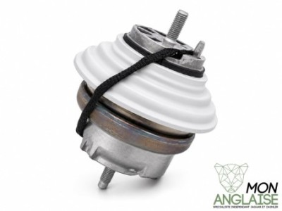 Support moteur Jaguar XF de 2010 à 2015 Référence OE : C2D2745
