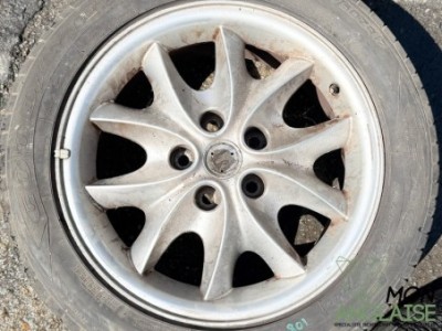 Jante Celtic 17“ Jaguar XJ8 de 1998 à 2002 Référence OE : MNC6116BCJ801