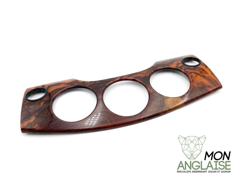 Boiserie de compteur RHD ronce de noyer Jaguar XJ8 1998-2002 | GNC6926BCRN