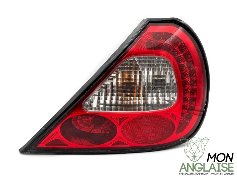Feu arrière droite biseau noir Jaguar XJ X350 2003-2007 | C2C33544