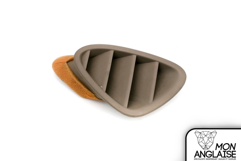 Grille de désembueur passager sable LHD Jaguar S-Type de 1999 à 2002 Référence OE : XR813264AEK