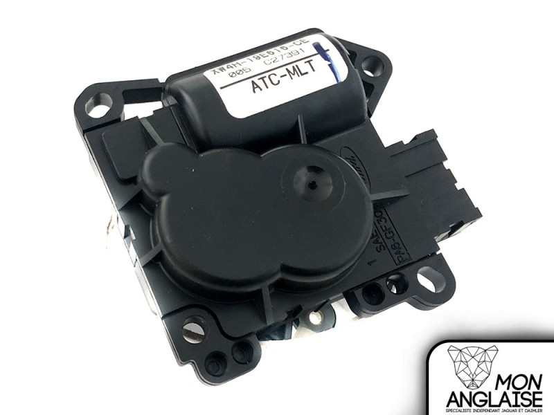 Servomoteur de climatisation supérieur droite Jaguar S-Type de 1999 à 2008 Référence OE : XR857887