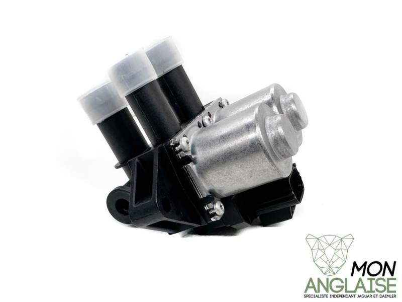 Vanne de chauffage Jaguar S-Type de 2003 à 2008 Référence OE : XR840091