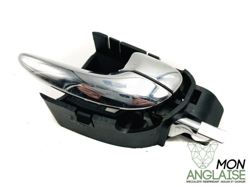 Poignée intérieure droite Jaguar X-Type de 2001 à 2009 Référence OE : C2S20236
