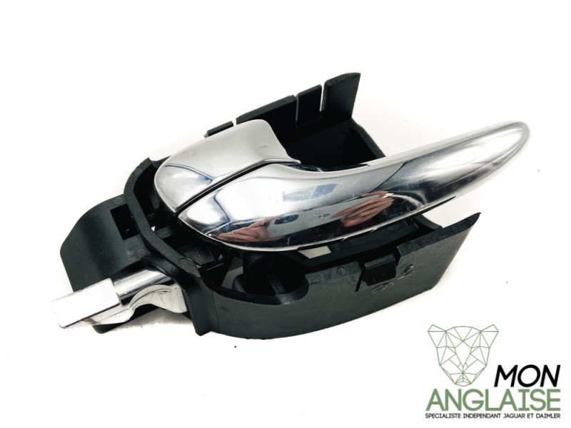 Poignée intérieure gauche Jaguar X-Type de 2001 à 2009 Référence OE : C2S20237