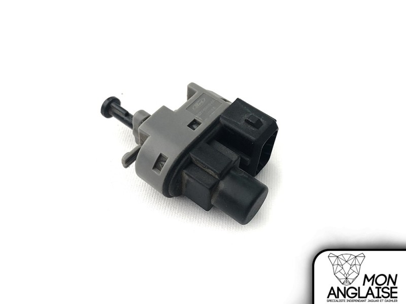 Interrupteur de feu stop Jaguar X-Type de 2001 à 2006 Référence OE : C2S3680