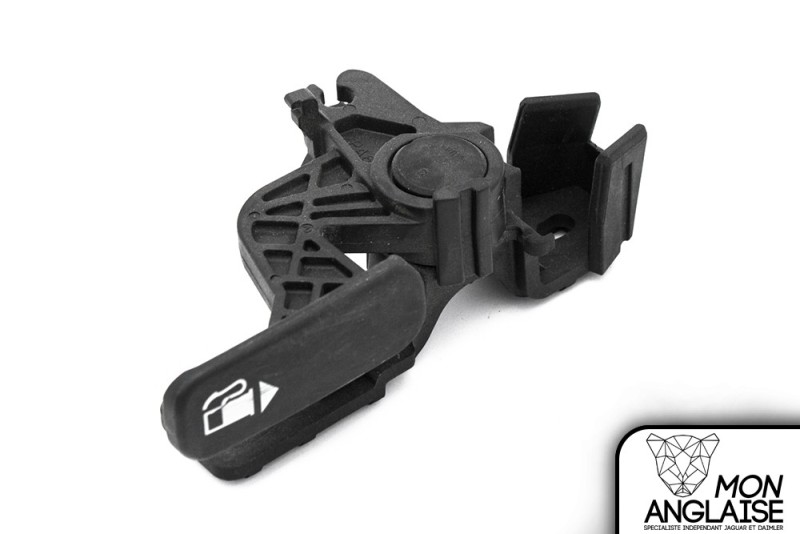 Levier d'ouverture de trappe a carburant Jaguar X-Type de 2001 à 2009 Référence OE : C2S51131