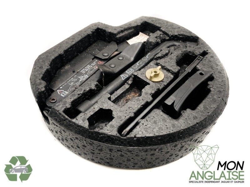 Kit cric et accessoire de levage Jaguar X300 de 1995 à 1997 Référence OE : MNA6375BB