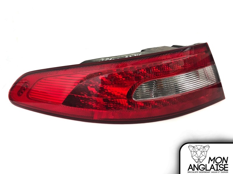 Feu arrière gauche extérieur Jaguar XF de 2008 à 2011 Référence OE : C2Z16257